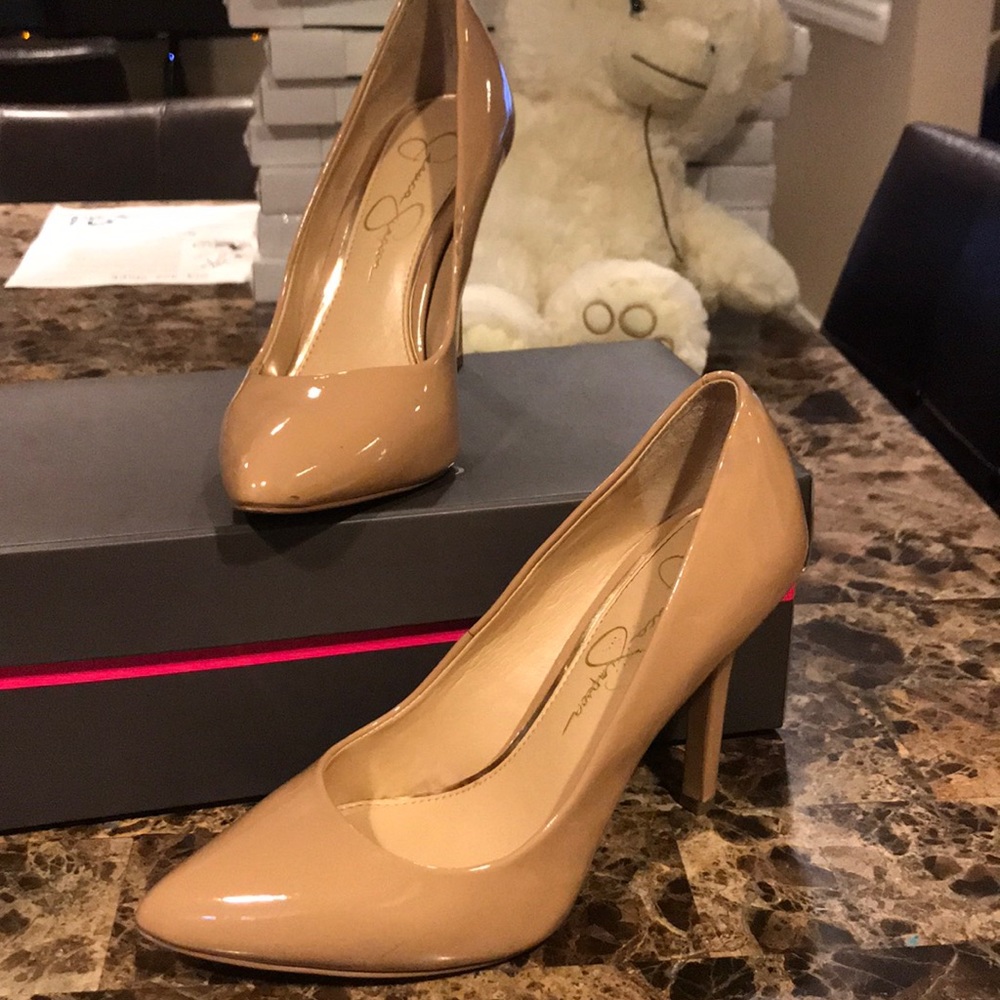 Jessica Simpson Tan heels